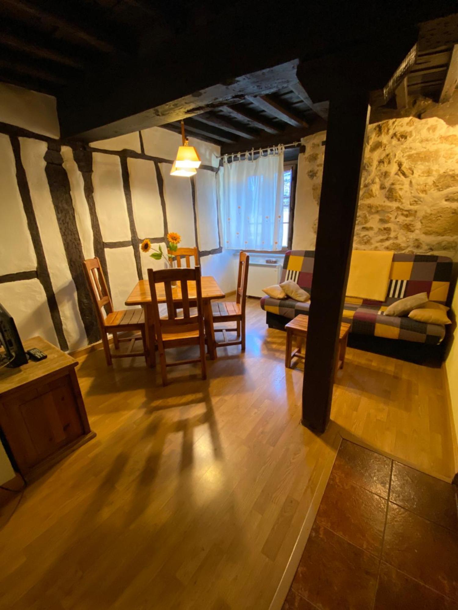 Apartamentos Rurales La Antigua Fonda Candelario Εξωτερικό φωτογραφία