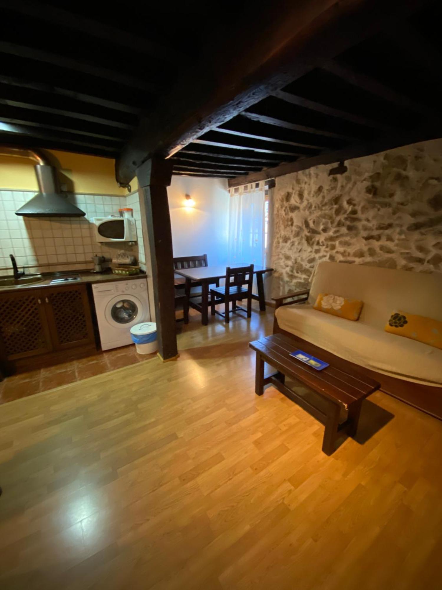 Apartamentos Rurales La Antigua Fonda Candelario Εξωτερικό φωτογραφία