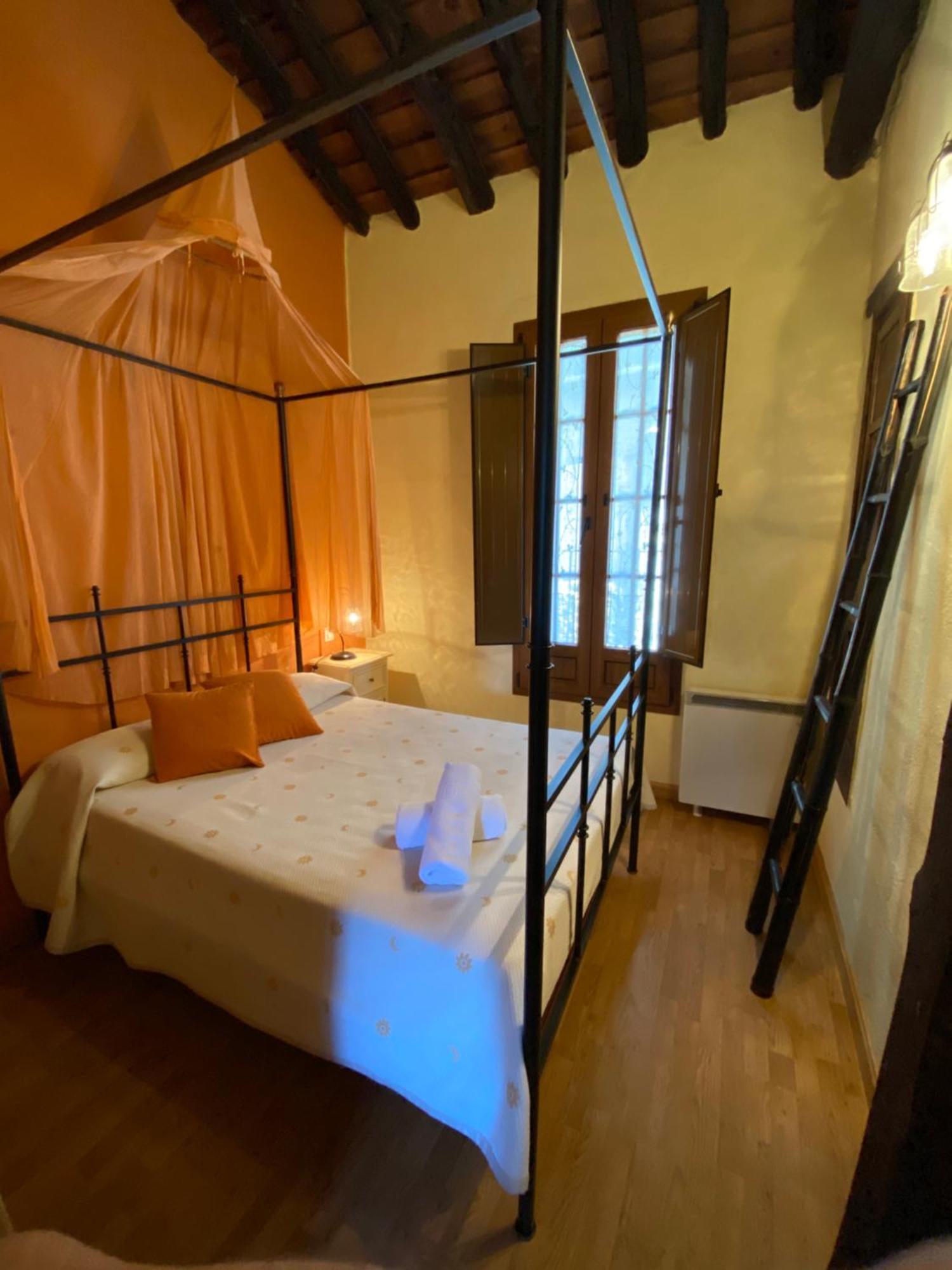 Apartamentos Rurales La Antigua Fonda Candelario Εξωτερικό φωτογραφία